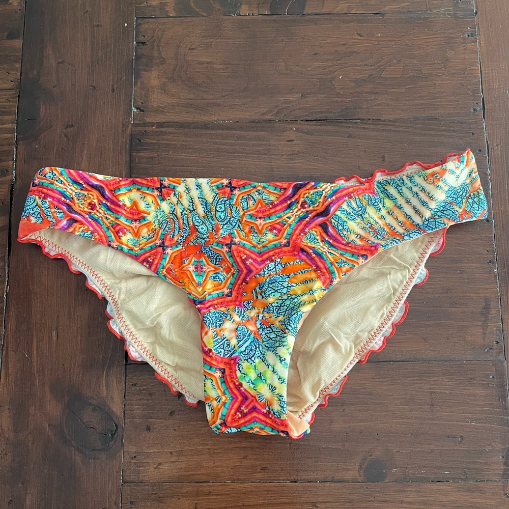 NWT Luli Fama Bikini Bottom- La Bella De Cuba-XL  Seamless Full Ruched Back